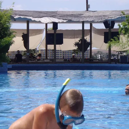 Apartman Deluxe Marina Cape 4 Stars 33 5 Aheloj