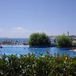 Lägenhet Deluxe Marina Cape 4 Stars 33 5 *