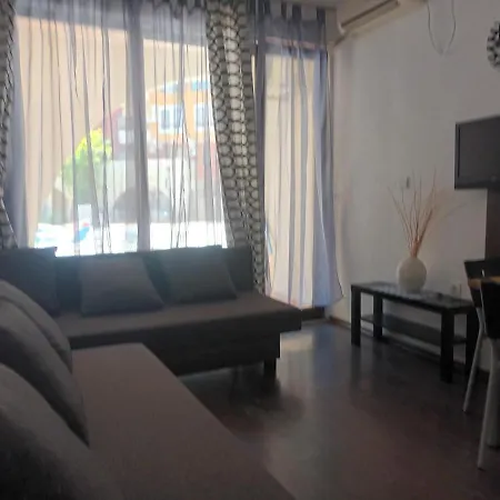 Deluxe Marina Cape 4 Stars 33 5 Aheloy