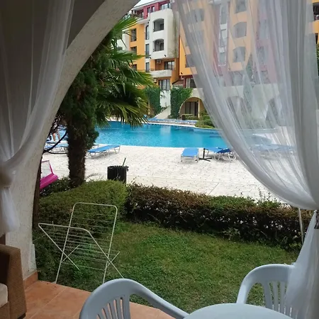 Deluxe Marina Cape 4 Stars 33 5 * Aheloy