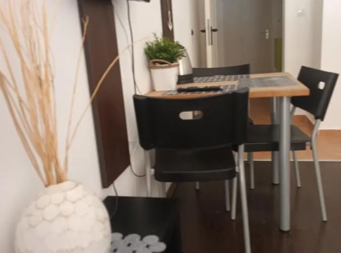 Deluxe Marina Cape 4 Stars 33 5 * Aheloy