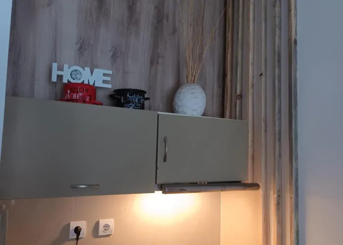 Deluxe Marina Cape 4 Stars 33 5