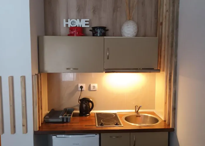 Deluxe Marina Cape 4 Stars 33 5