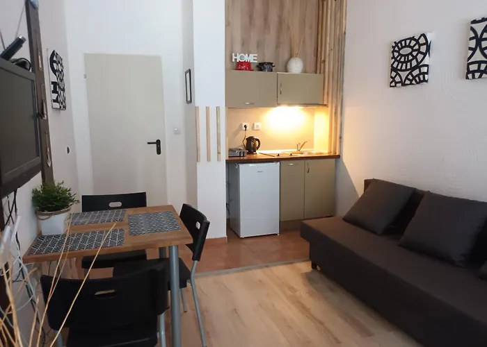 Deluxe Marina Cape 4 Stars 33 5 *